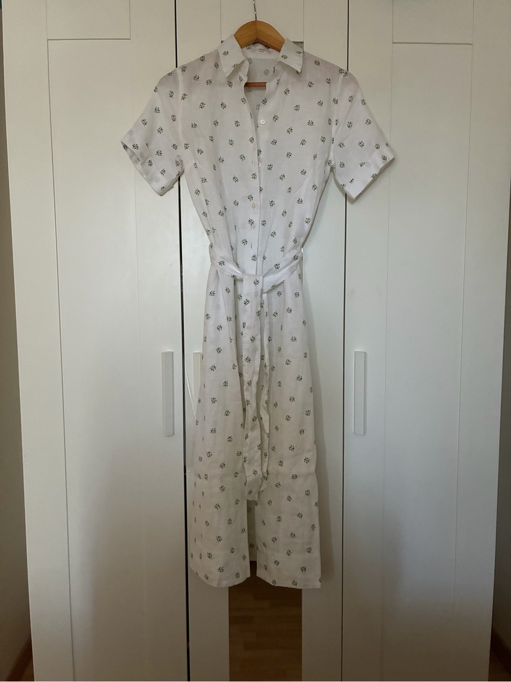 Short-Sleeve linen Shirt Dress with Subtle Print